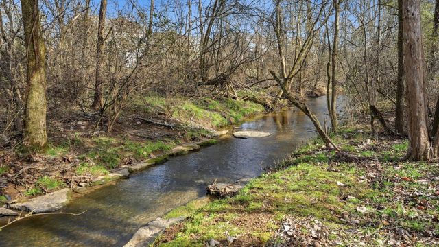 1042 Solomon Ln, Spring Hill, TN 37174