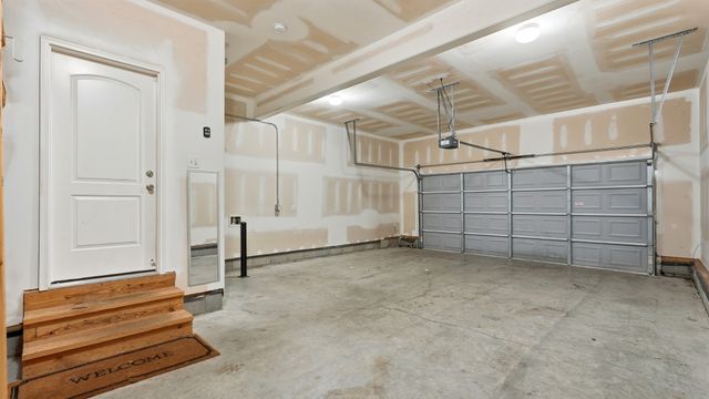 1042 Solomon Ln, Spring Hill, TN 37174