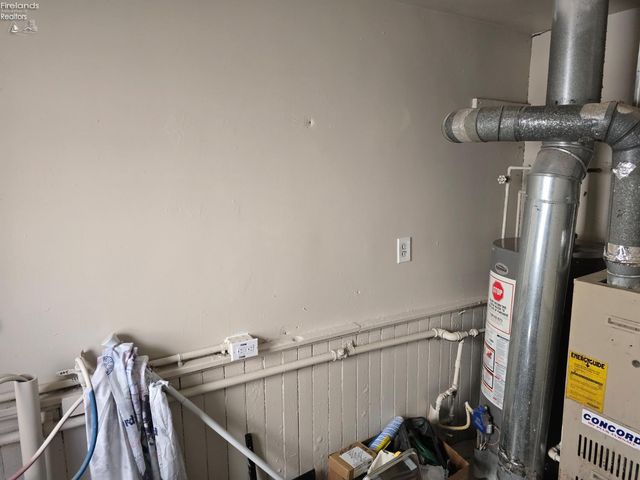 W 1204 Monroe Street, Sandusky, OH 44870