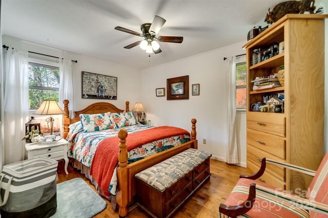 187 Garnet Road, Sylva, NC 28779