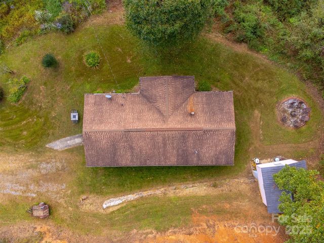 187 Garnet Road, Sylva, NC 28779