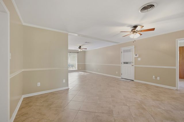 9401 Garfield Drive, Shreveport, LA 71118