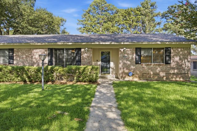 9401 Garfield Drive, Shreveport, LA 71118