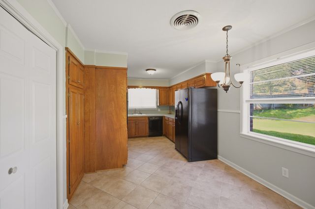 9401 Garfield Drive, Shreveport, LA 71118