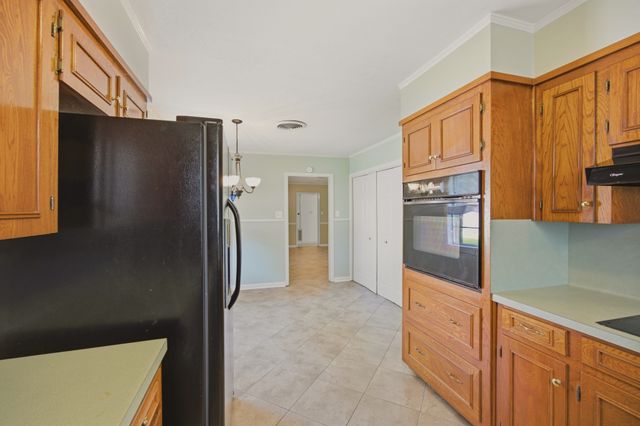 9401 Garfield Drive, Shreveport, LA 71118