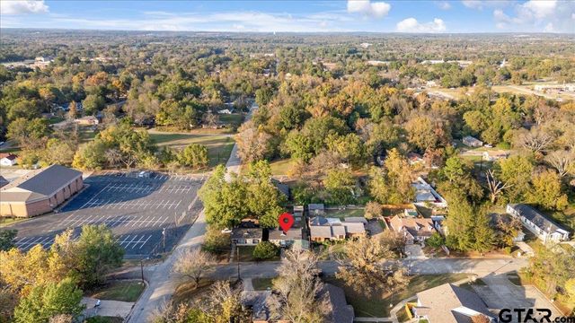 525 W Vance, Tyler, TX 75702