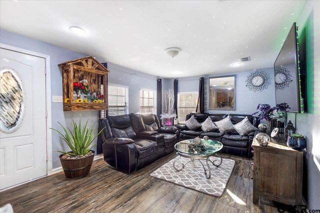 525 W Vance, Tyler, TX 75702