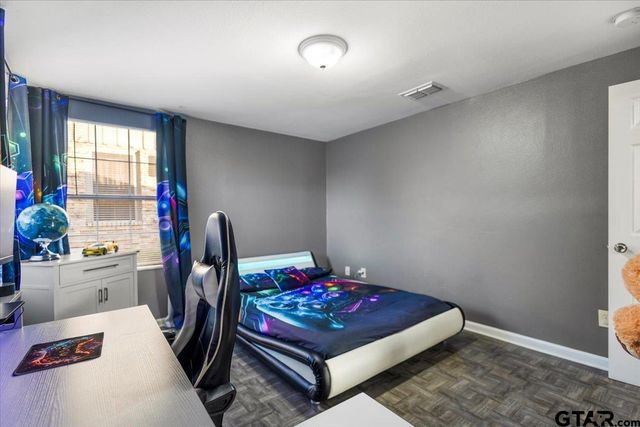 525 W Vance, Tyler, TX 75702