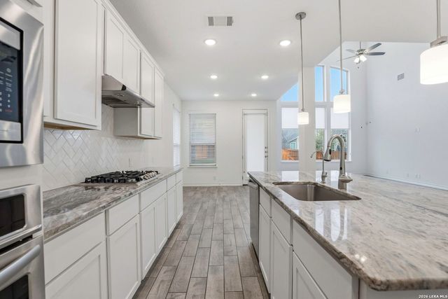 1742 Doubleday, San Antonio, TX 78253