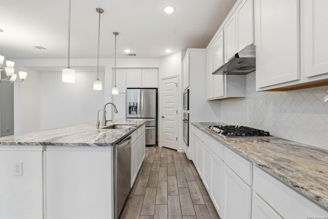 1742 Doubleday, San Antonio, TX 78253