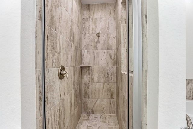 1742 Doubleday, San Antonio, TX 78253