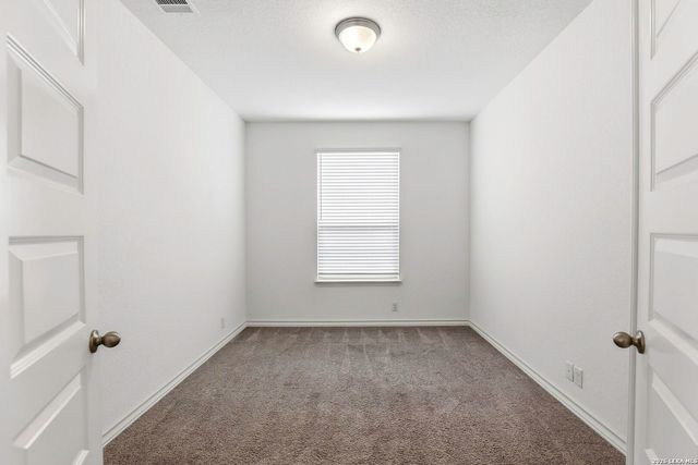 1742 Doubleday, San Antonio, TX 78253