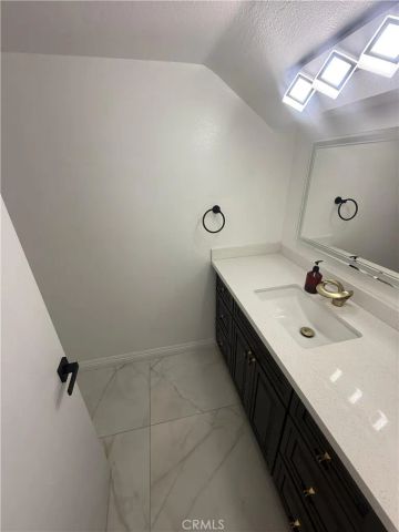 2248 Del Mar 7, Montrose, CA 91020