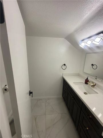 2248 Del Mar 7, Montrose, CA 91020