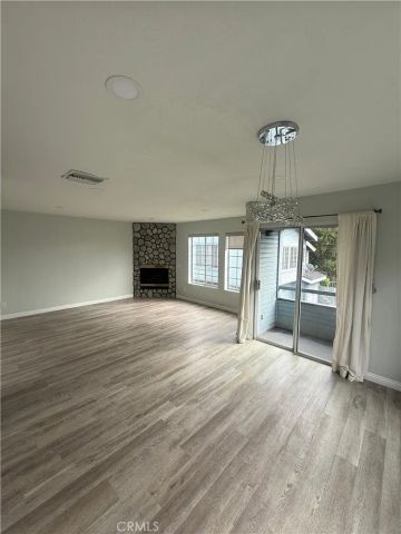 2248 Del Mar 7, Montrose, CA 91020