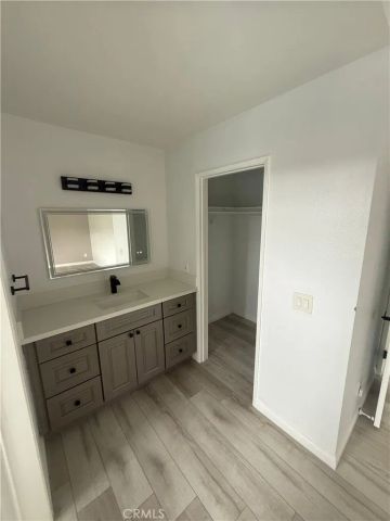 2248 Del Mar 7, Montrose, CA 91020