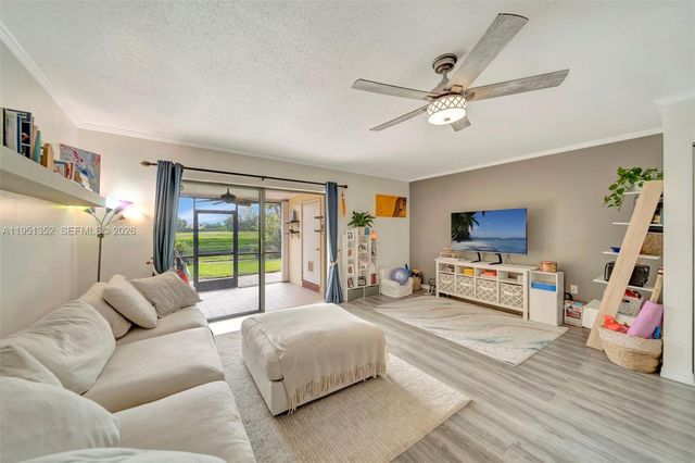 2109 N 14th Ave, Hollywood, FL 33020