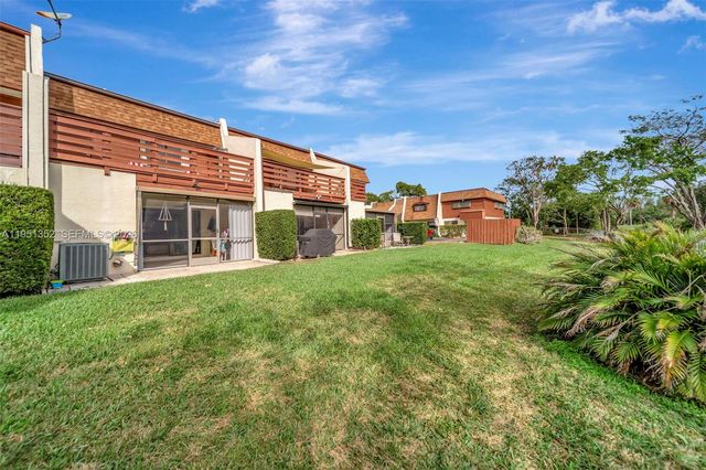 2109 N 14th Ave, Hollywood, FL 33020