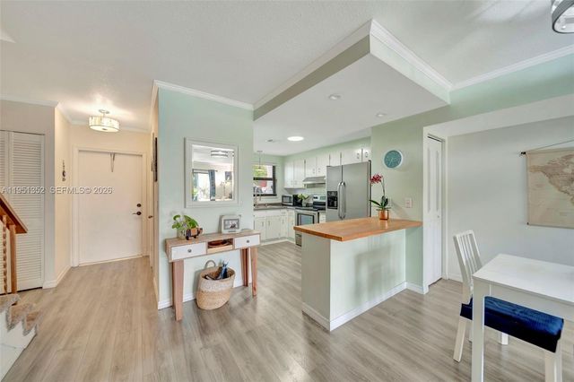 2109 N 14th Ave, Hollywood, FL 33020