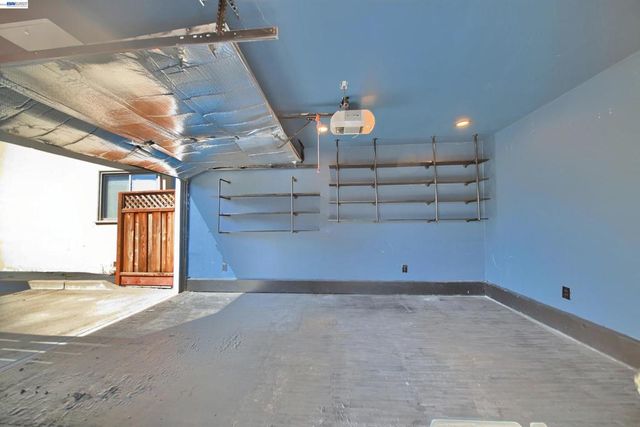 5706 Brookdale Ave, Oakland, CA 94605