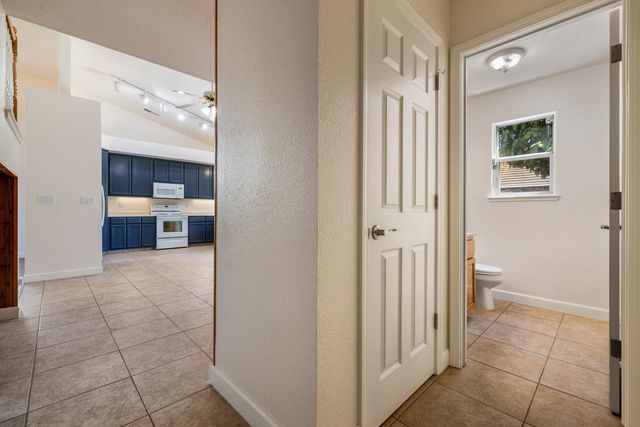4608 Sun Stone Ct, Salida, CA 95368