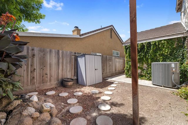 4608 Sun Stone Ct, Salida, CA 95368