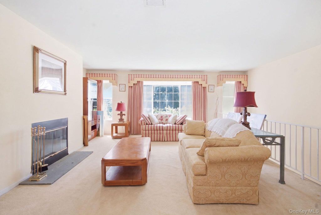 12 Soundview Street, Port Chester, NY 10573 — photo 2