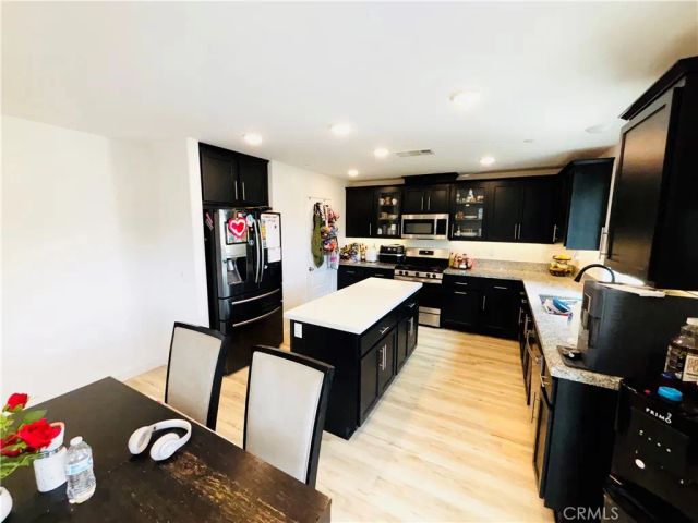 32770 Shorecrest, Lake Elsinore, CA 92530