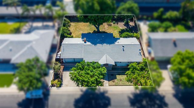 2707 Warwick Ln, Modesto, CA 95350