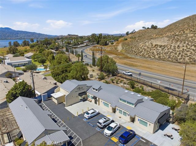 150 E Lakeshore 35, Lake Elsinore, CA 92530