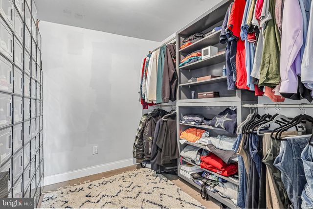311 SAINT MARY ST, Burlington, NJ 08016
