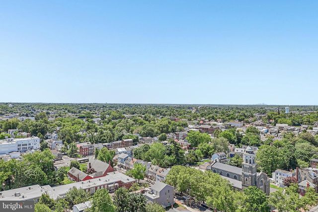 311 SAINT MARY ST, Burlington, NJ 08016