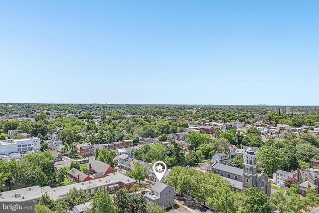 311 SAINT MARY ST, Burlington, NJ 08016