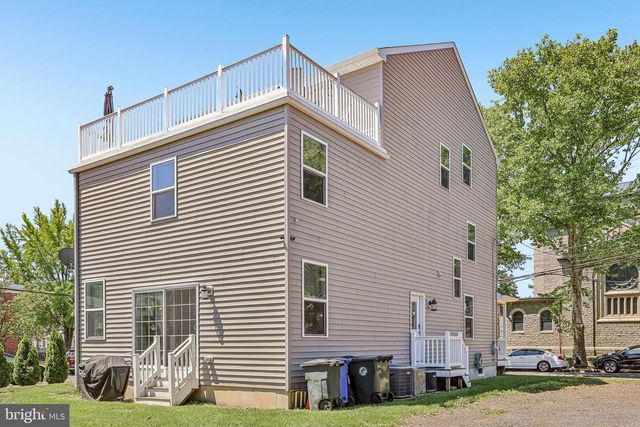 311 SAINT MARY ST, Burlington, NJ 08016