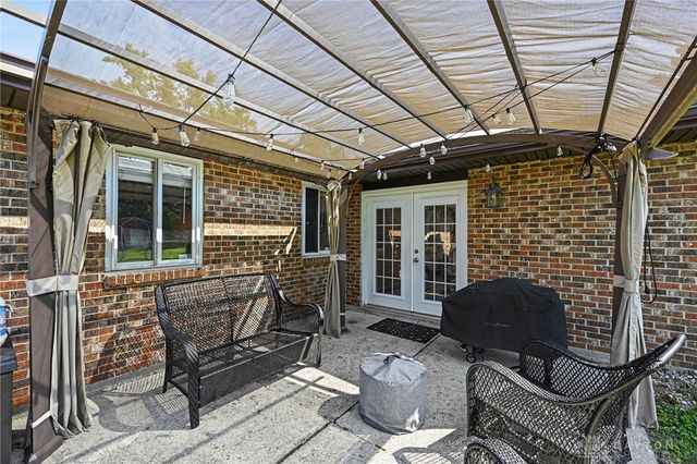 3849 Winthrop Drive, Beavercreek, OH 45431