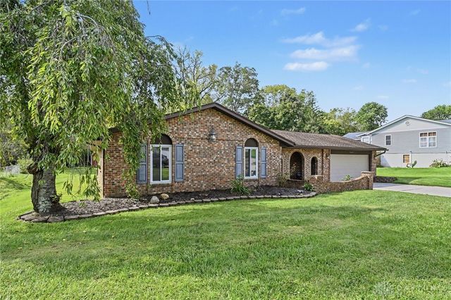3849 Winthrop Drive, Beavercreek, OH 45431