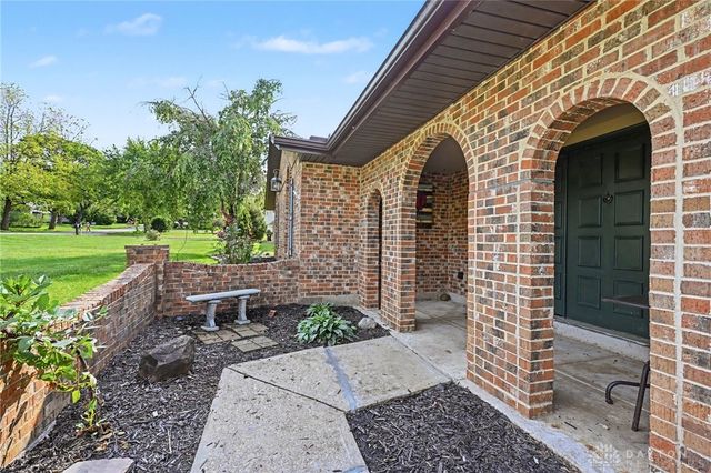 3849 Winthrop Drive, Beavercreek, OH 45431