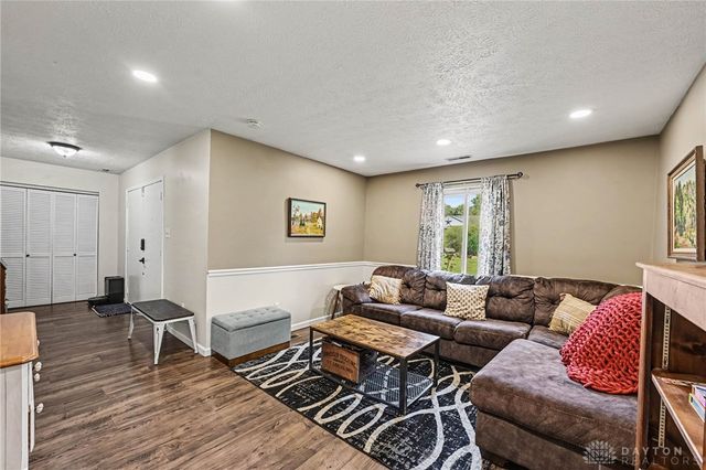 3849 Winthrop Drive, Beavercreek, OH 45431