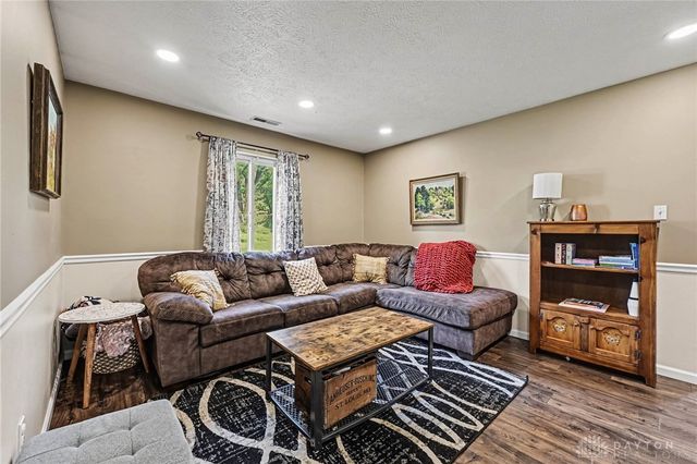 3849 Winthrop Drive, Beavercreek, OH 45431