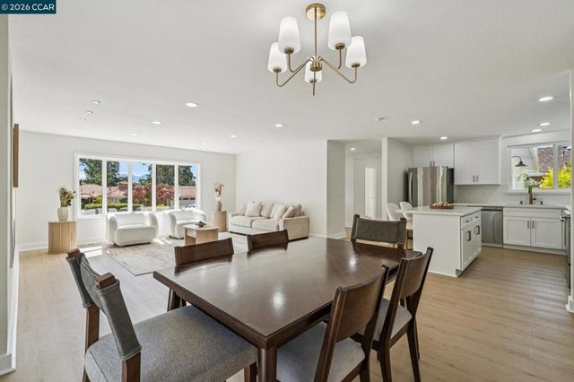 1857 Del Este St, Lafayette, CA 94549