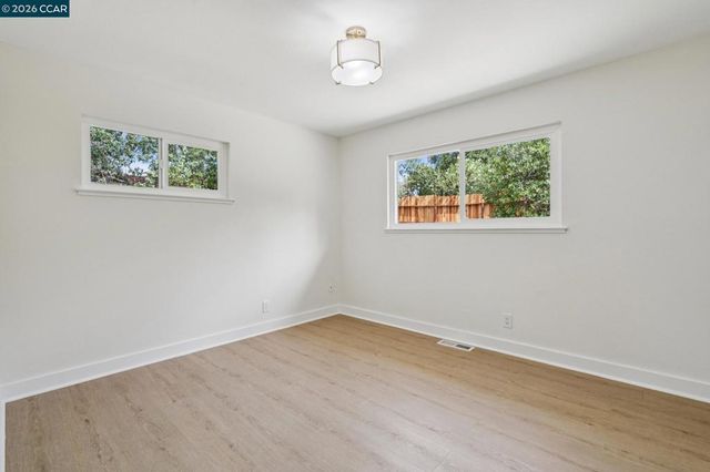 1857 Del Este St, Lafayette, CA 94549