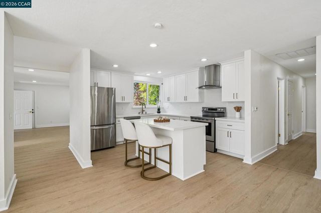 1857 Del Este St, Lafayette, CA 94549