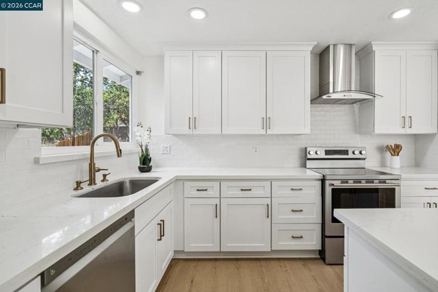 1857 Del Este St, Lafayette, CA 94549