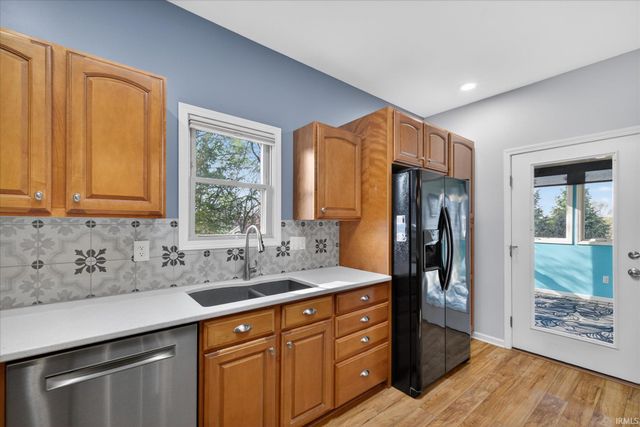 1405 W Countryside Lane, Bloomington, IN 47403