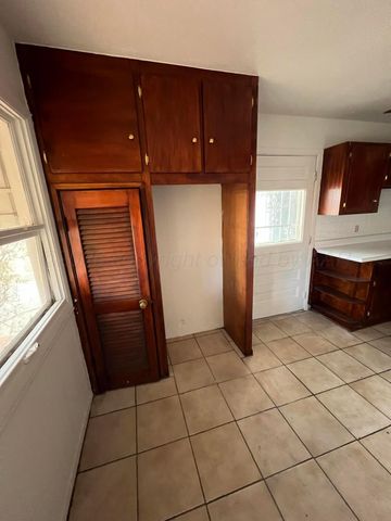 1906 N HUGHES Street, Amarillo, TX 79107