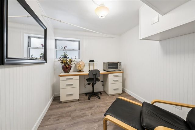 5725 N SACRAMENTO Avenue, Chicago, IL 60659