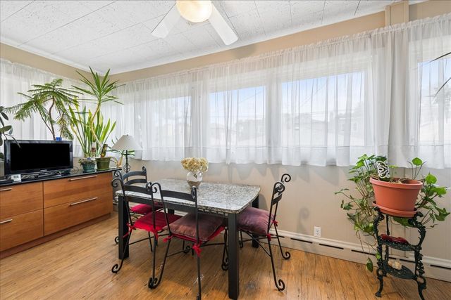 5725 N SACRAMENTO Avenue, Chicago, IL 60659