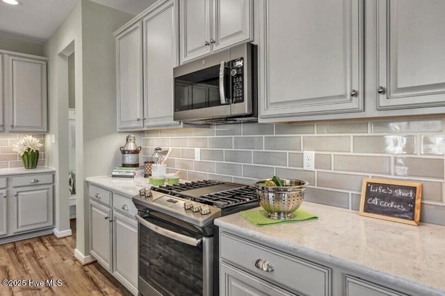 1020 Fawn Valley Way, Wilmington, NC 28409