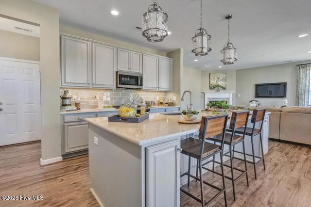 1020 Fawn Valley Way, Wilmington, NC 28409