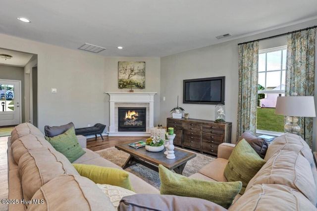 1020 Fawn Valley Way, Wilmington, NC 28409